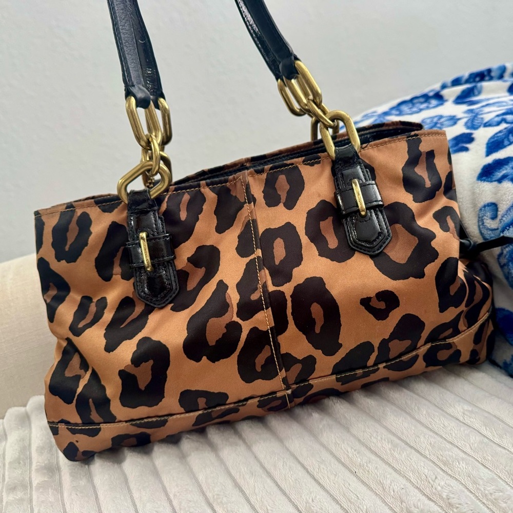 Coach VINTAGE VERY RARE ocelot triple pocket Leopard Print shoulder bag - Picture 3 of 12